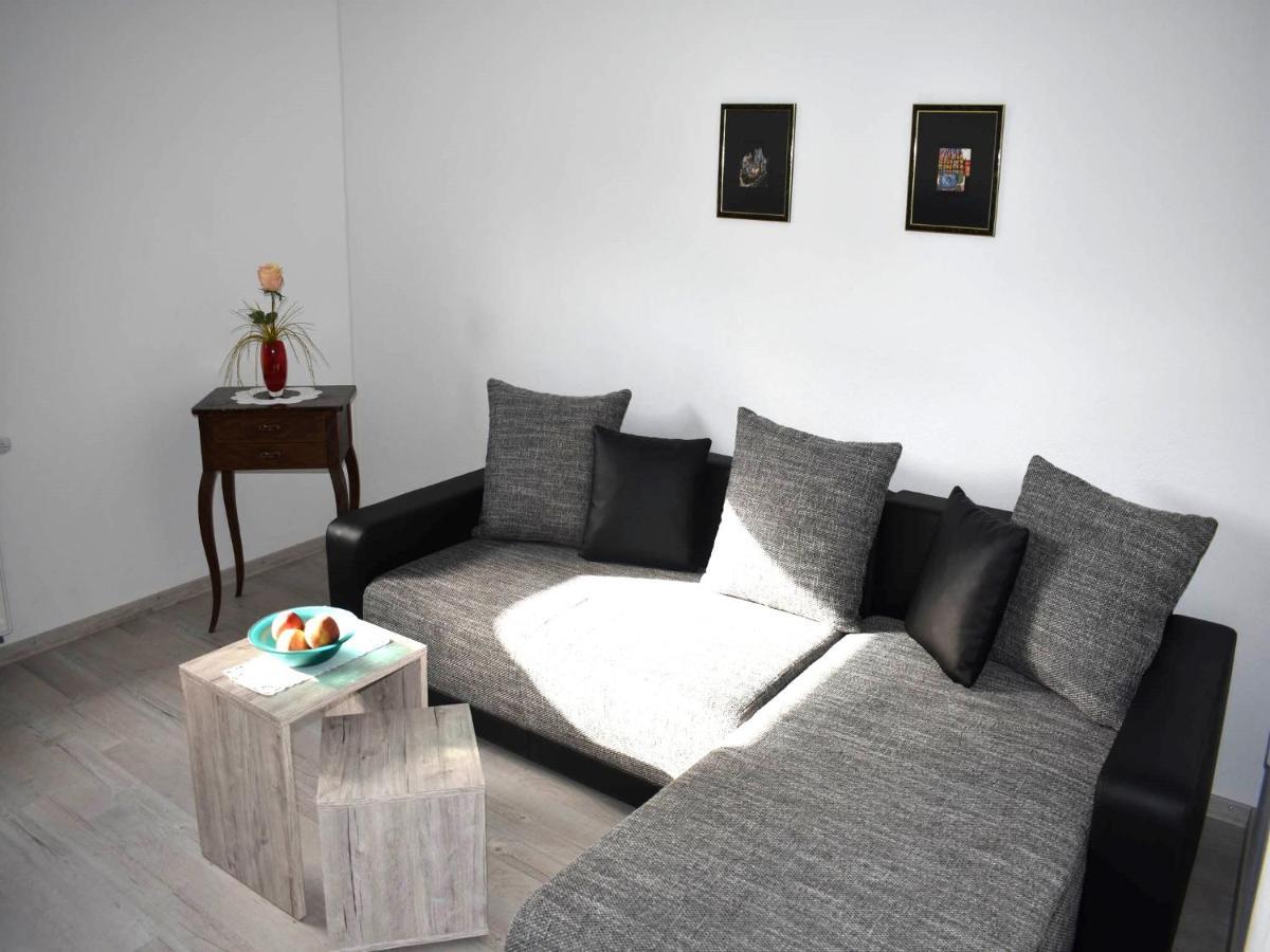 Ferienhaus Anni ไลพ์ไฮม์ ภายนอก รูปภาพ