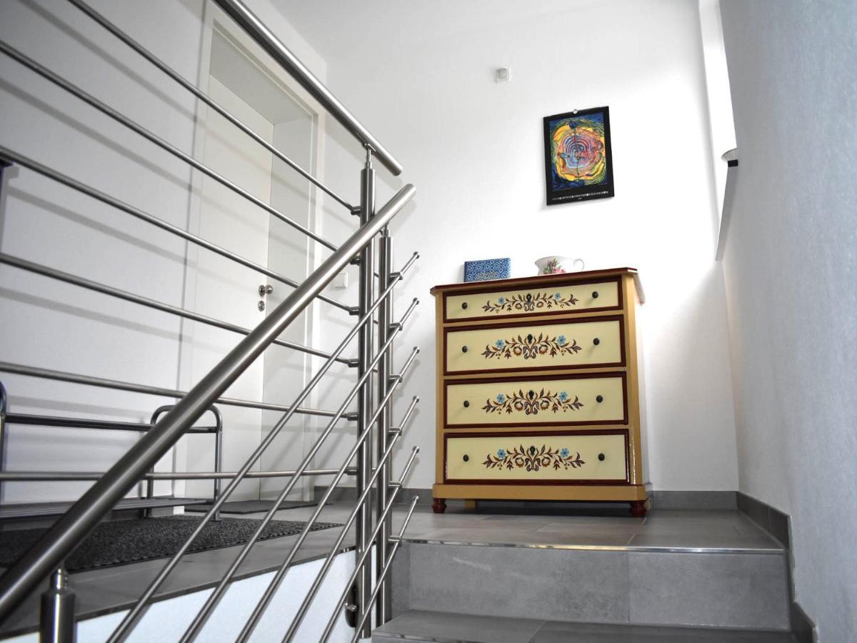 Ferienhaus Anni ไลพ์ไฮม์ ภายนอก รูปภาพ